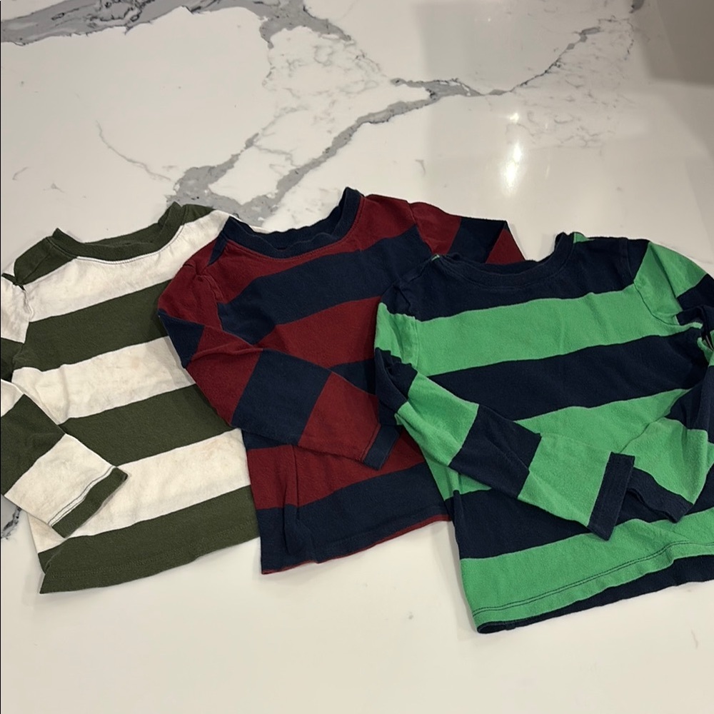 Bundle of 3T long sleeve tee’s
